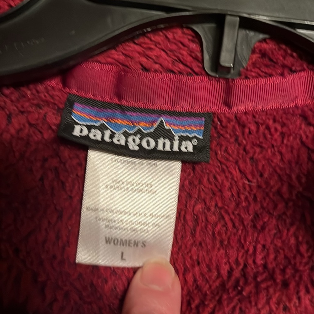 Patagonia Women’s Synchilla front Zip Deep Red Jacket, Size Large - Picture 11 of 12